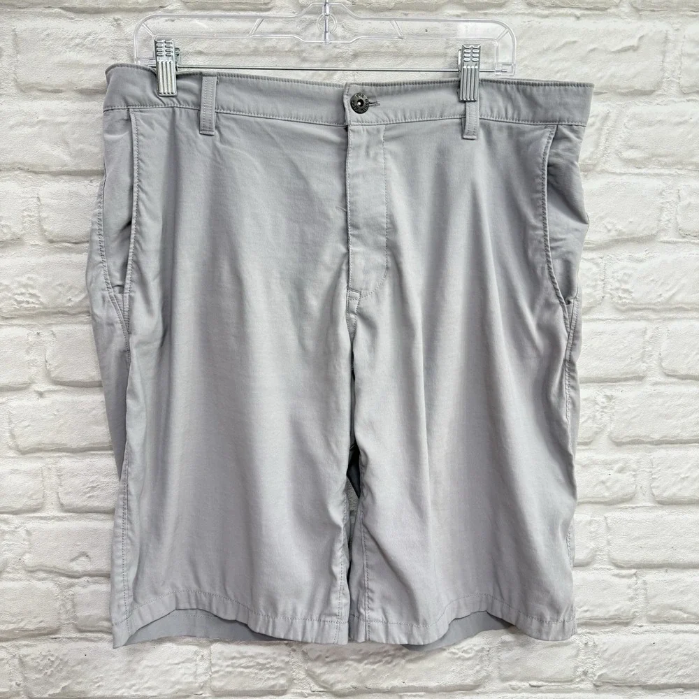 The North Face Shorts Men 34